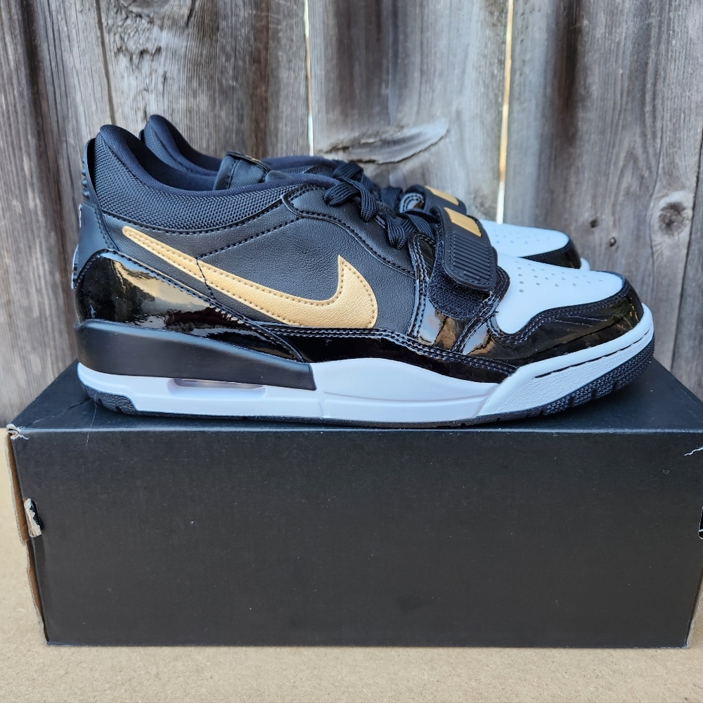 JordanNike Air Jordan Legacy 312 Low Black Metallic Gold Men's Size 8.5 - Picture 6 of 7